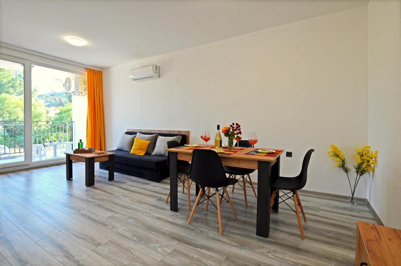 Di Mare Holiday Apartments 克兰内沃 外观 照片