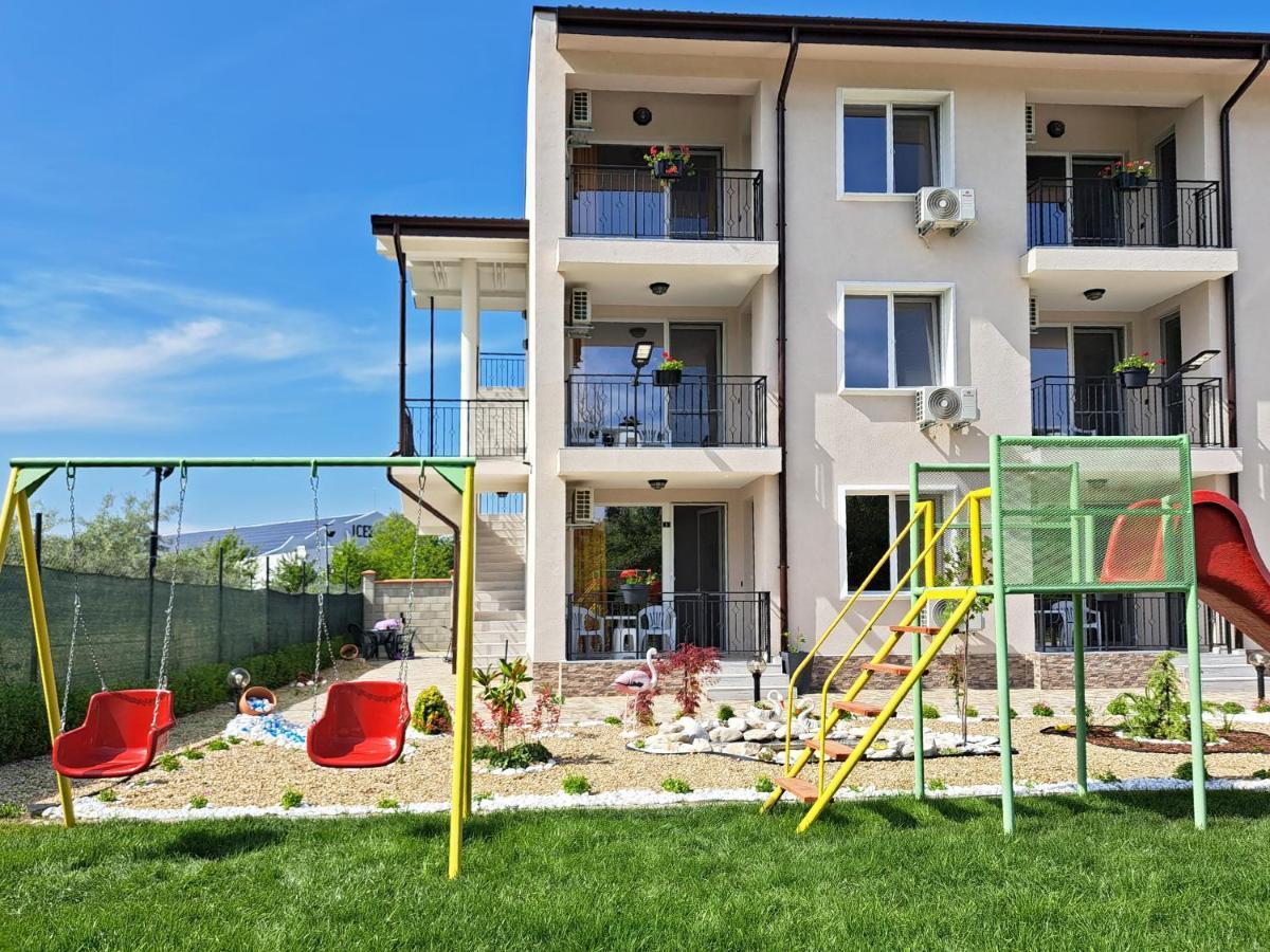 Di Mare Holiday Apartments 克兰内沃 外观 照片