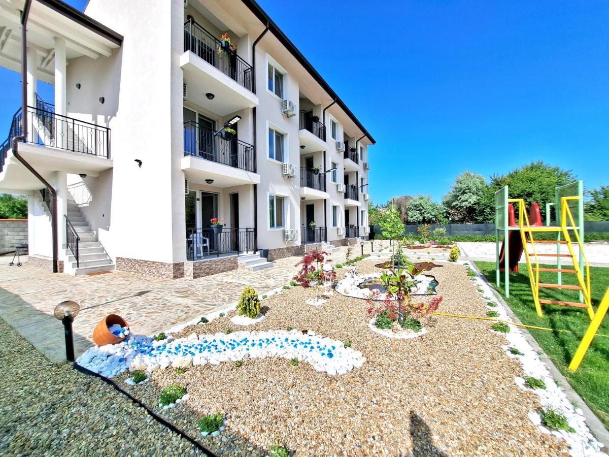 Di Mare Holiday Apartments 克兰内沃 外观 照片